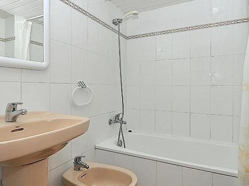 B9A95298873E82EEEB89A2764CE3E262