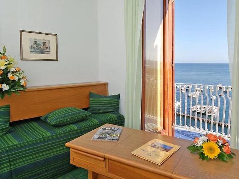 1815D4E2EBC76B22BDCC17C6D9435576