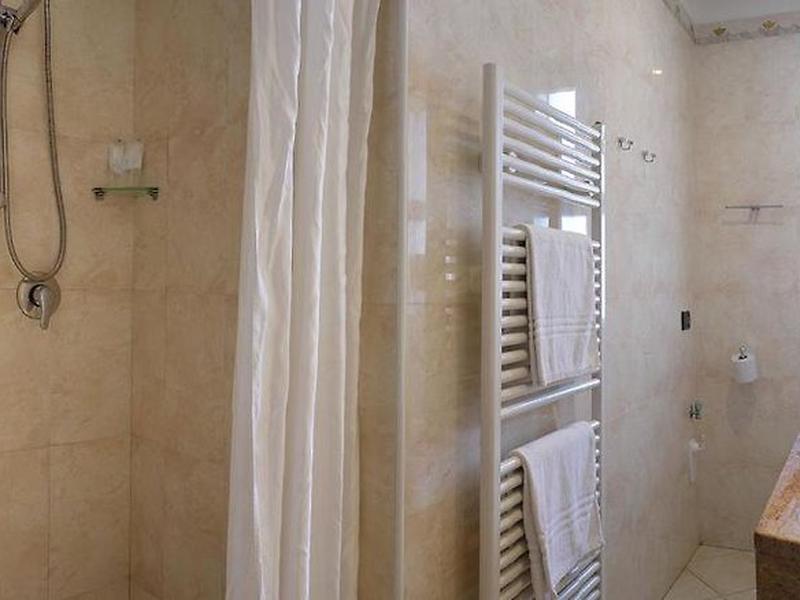 D8EB98BF84DC75AEFD1AA79189DFDEBC