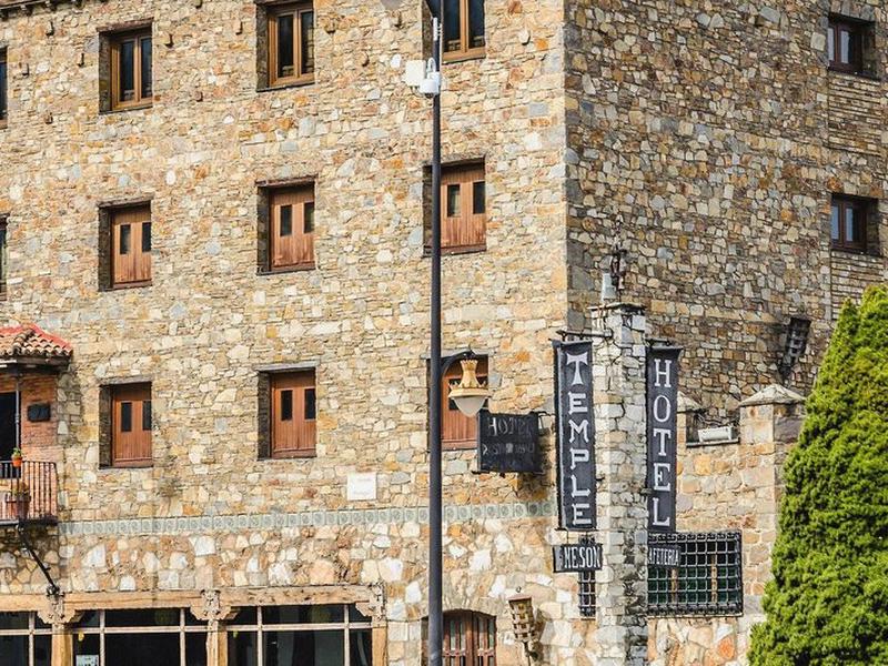 273502F1E6BD54B43E518D958081E562