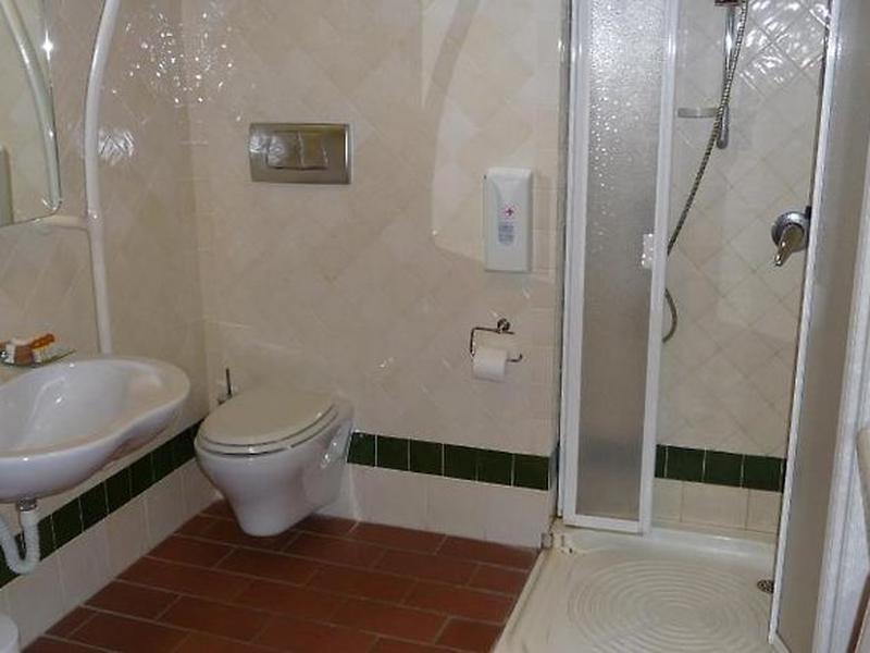 28E98D520195A2EB8EC94CFDBABF45D9