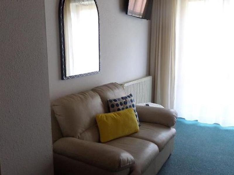 505271265241F53C8402433DC8A7572A