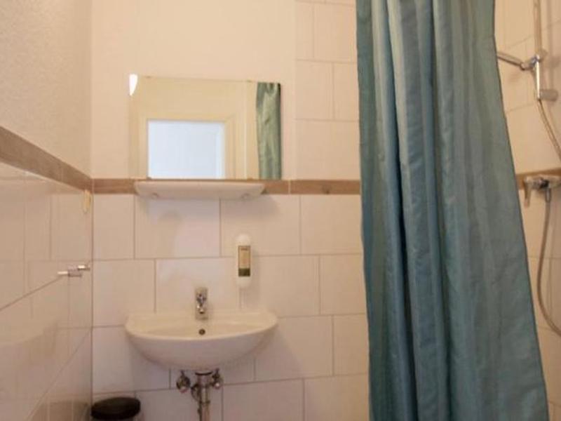 B53DE0C18FCE41A2D8275029F6FC2805