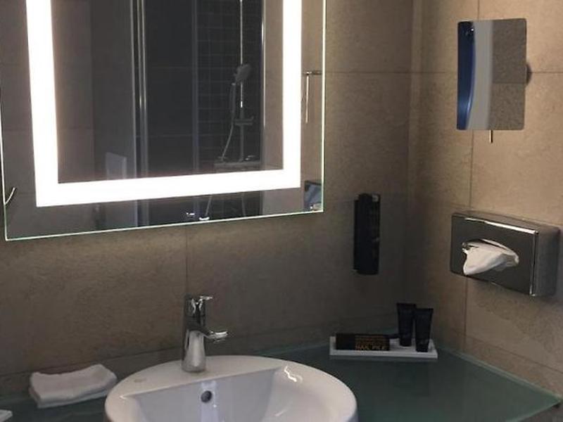 D7A77755AE53D194407881297D8023B0