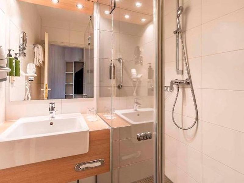 4D6F7824DC96387DFF5736127D6F0886