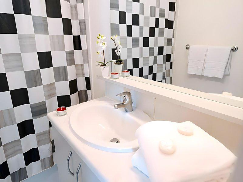 E2AF2842D030C3A86AF99E4F3D0D1C9C