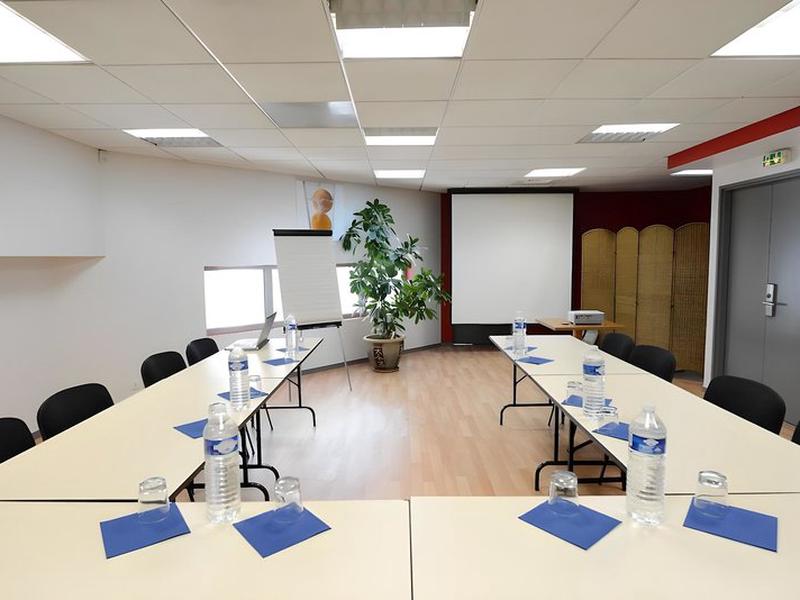 15E744B27C20958332E81C6A9B5CA49F