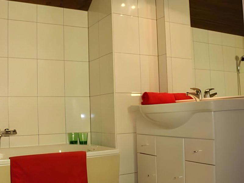 CF330768DAD69BDAA0918BA68C3C8A0F