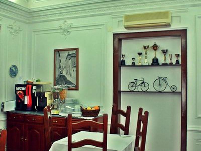 835862DB12487DF3B0CD9950583B09F4