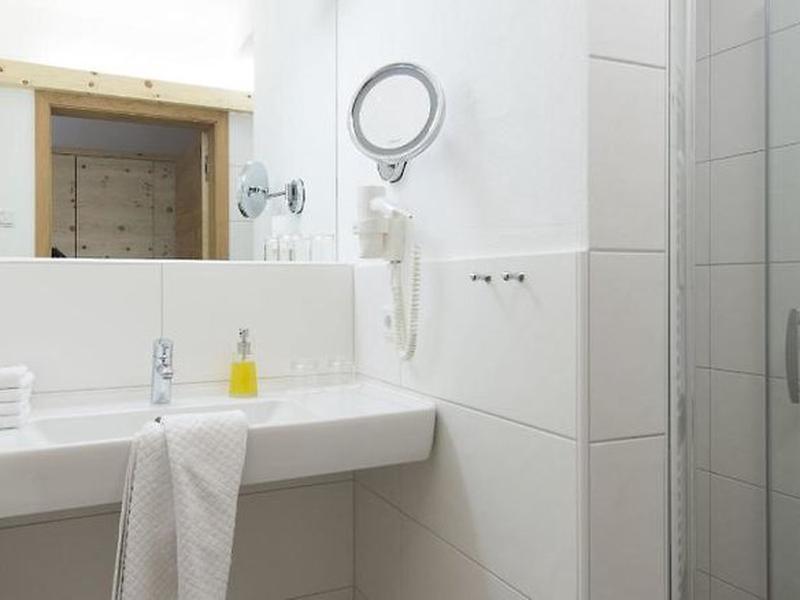 AE73CFD97C0BAF35573CEE567BC3C27D