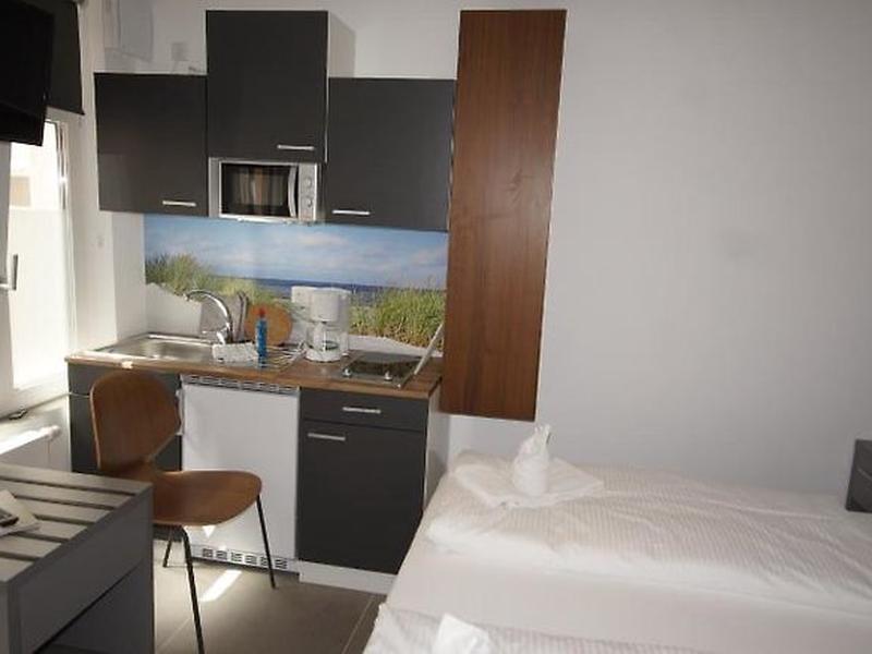 5669D1DC8A7F1343C92C8112B00B9EAD