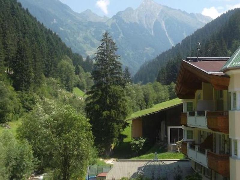 03EFC47AA030A5311D43CBD68AF16037