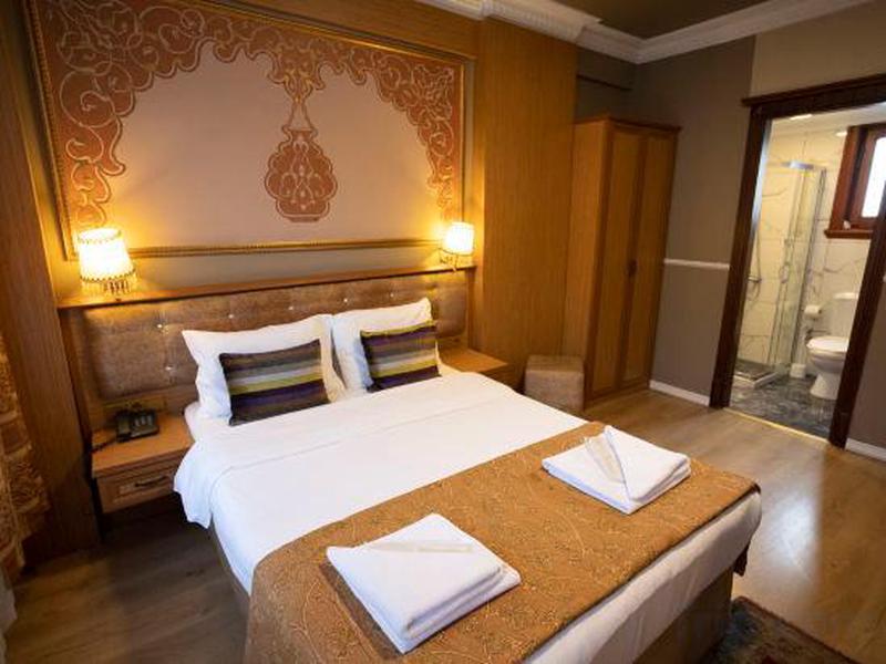 38D93E34E2D7ECA639DE941587DC77EE