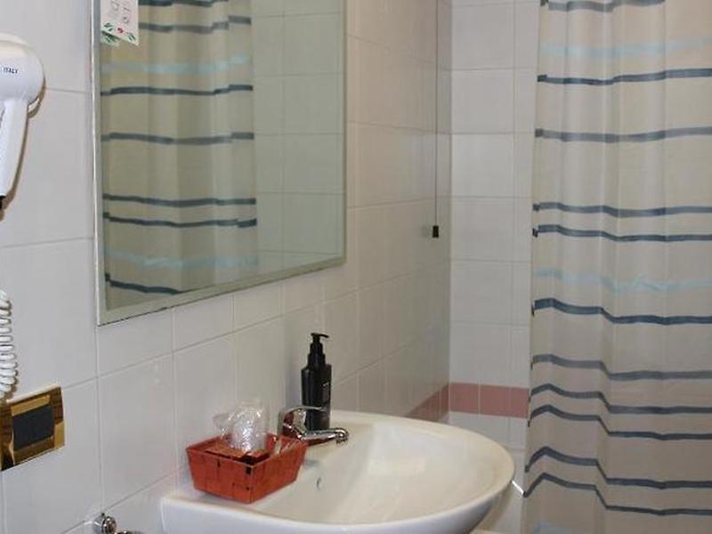 7475A8E954DE4EDB98A29F50DF7390EB