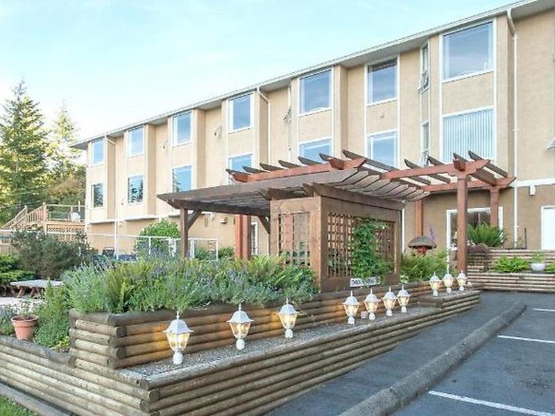 3BC48B69BAAA1AFA3D7C3240D269AA28