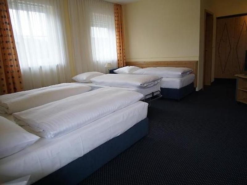 A54D775B551FEE666AA3081D04104C87