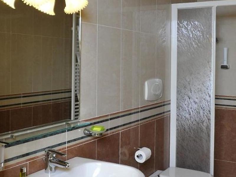 82E5533F45D5B54E030ED64FD0AAA1C8