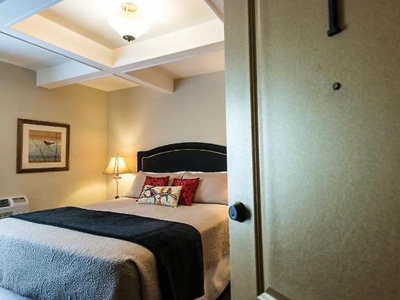 FAE246F91743F3F302BE4BBA60DA409A