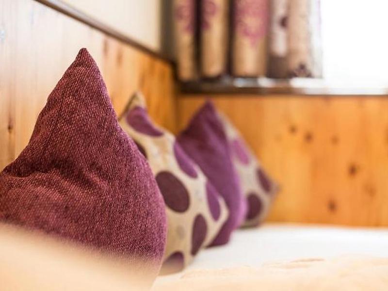 3AC124E5FC933AC75B7F43840A57251A