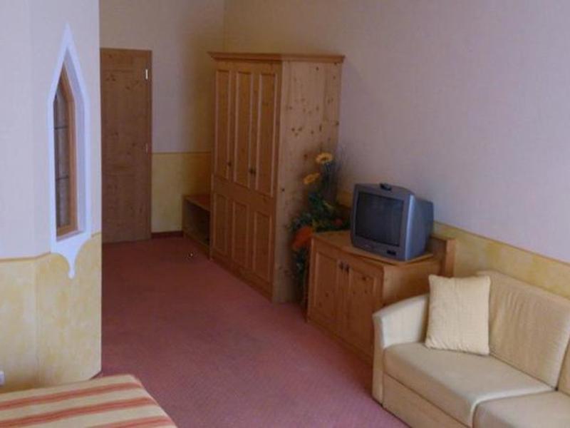 97BF7018927894FB64D3DD6E2D3D0260