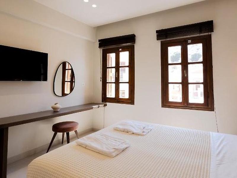 A42252CA3EF107FBC5628C53F5354785