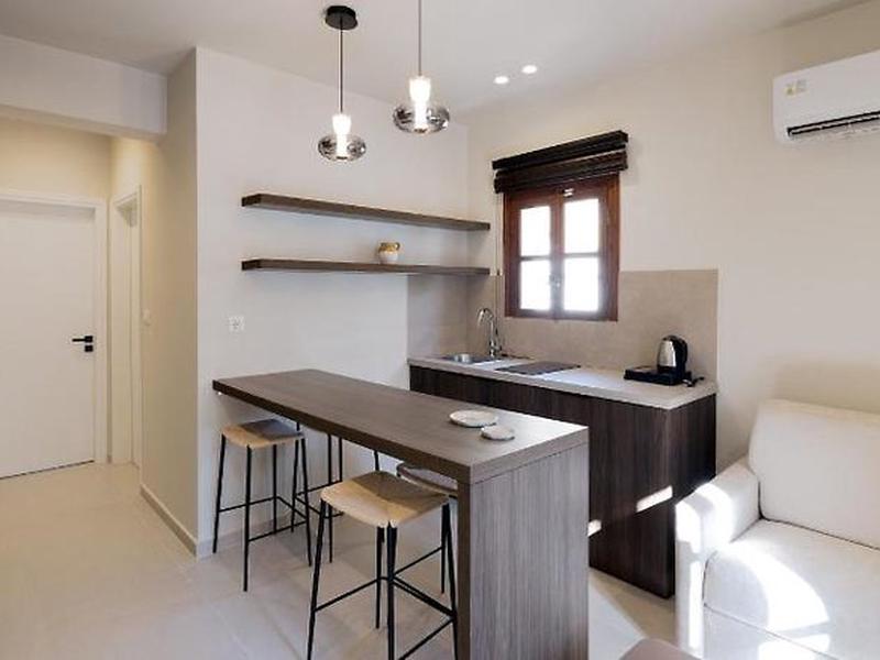 6904D9657AA7EFAAB9C0E1AA16B5B5DE