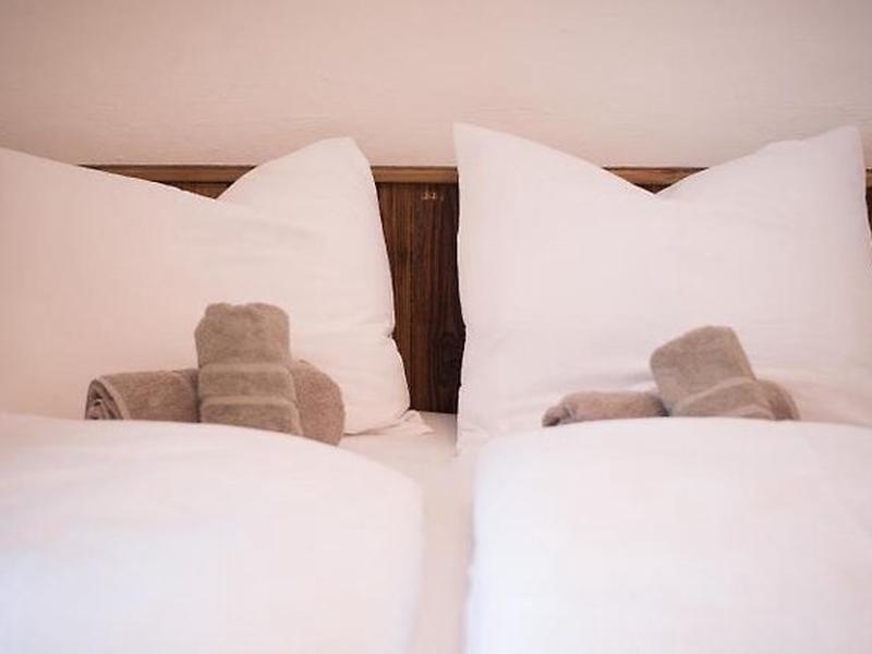 724ED16CB0A81C2DD77EDECB9F0CFEEE