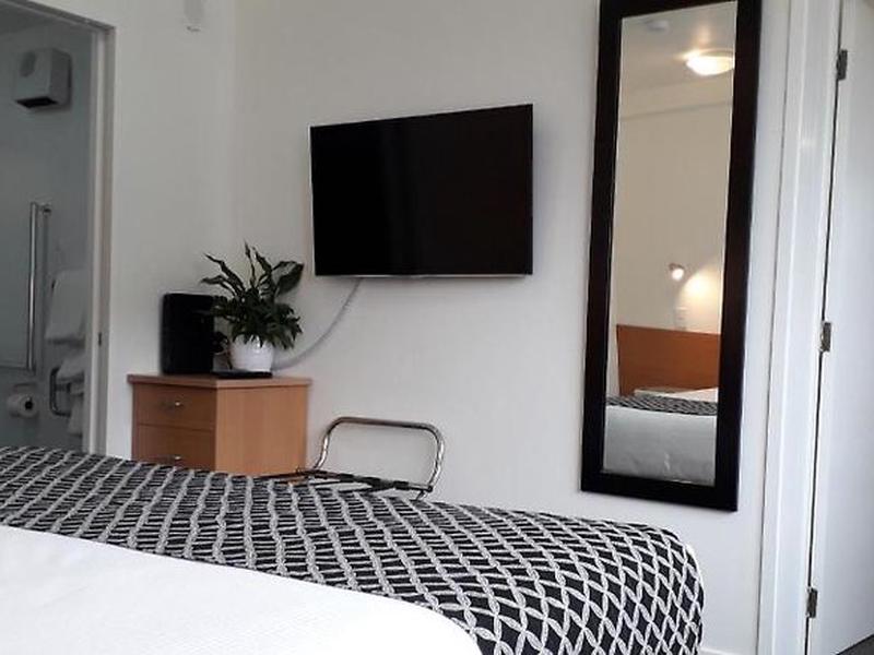 BAB2E75DB7344747ED358ABD0F63BF53