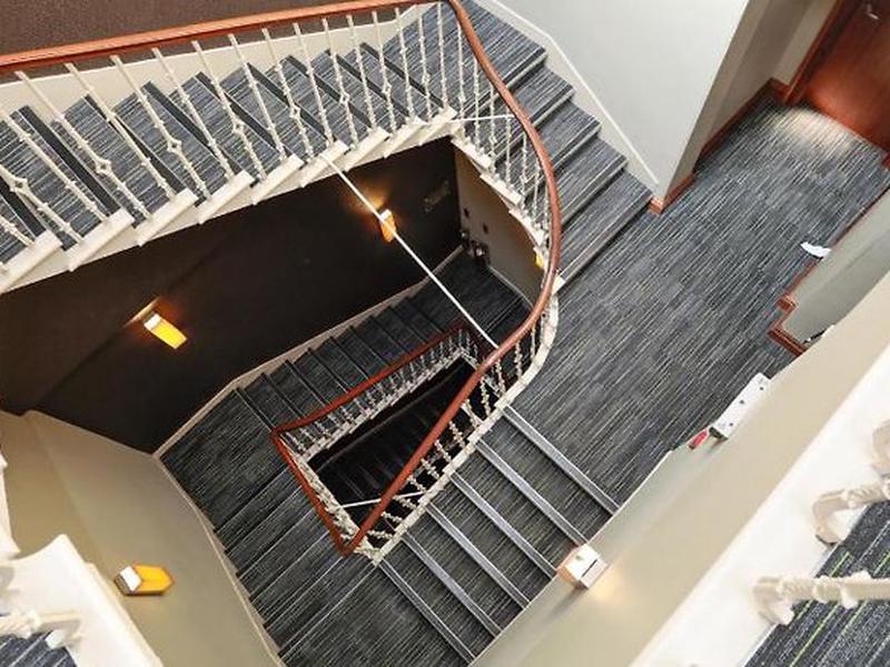 76097C5A0DB7B6C29366754178C5C02D