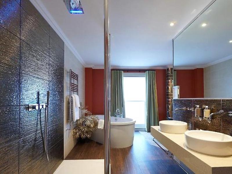 9AB8356C11CDDC5FF08BF0E53D3339D6