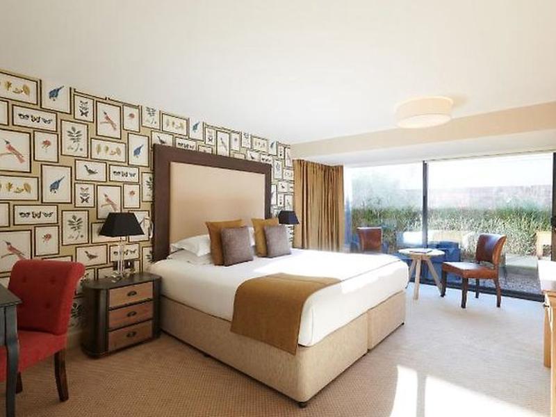 EF2D7E1664B7EE6FED99BA381D4BC4B6