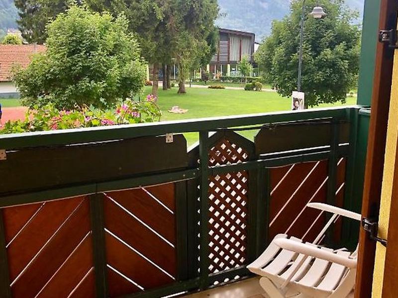 B71EEB4679AD94EAFC28B65A6BE82D85