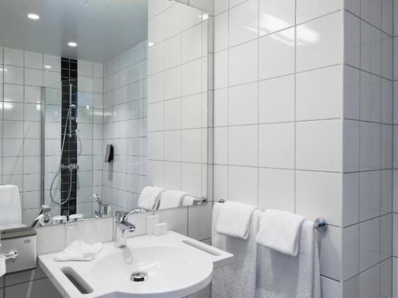 DD05561E83B43017BFE11979223531FC