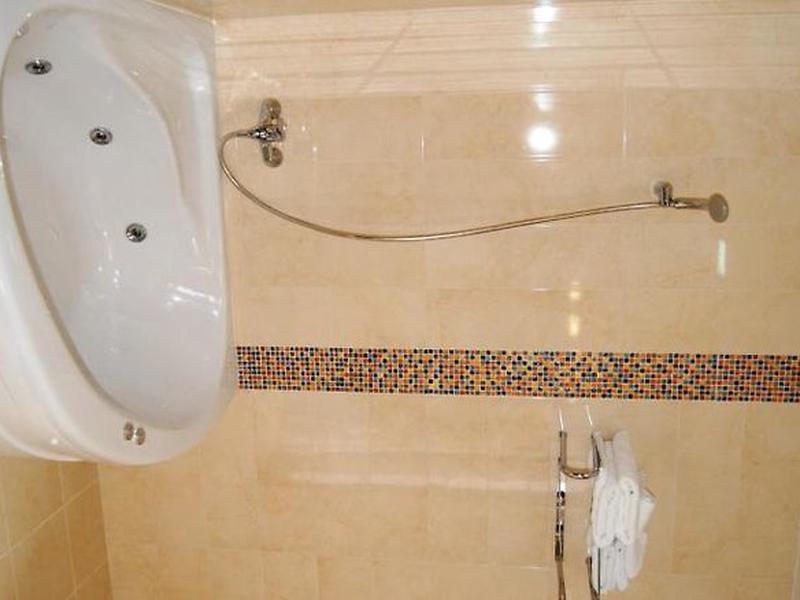 FB55F8FC4267D126B9A813FA1CAD66EA