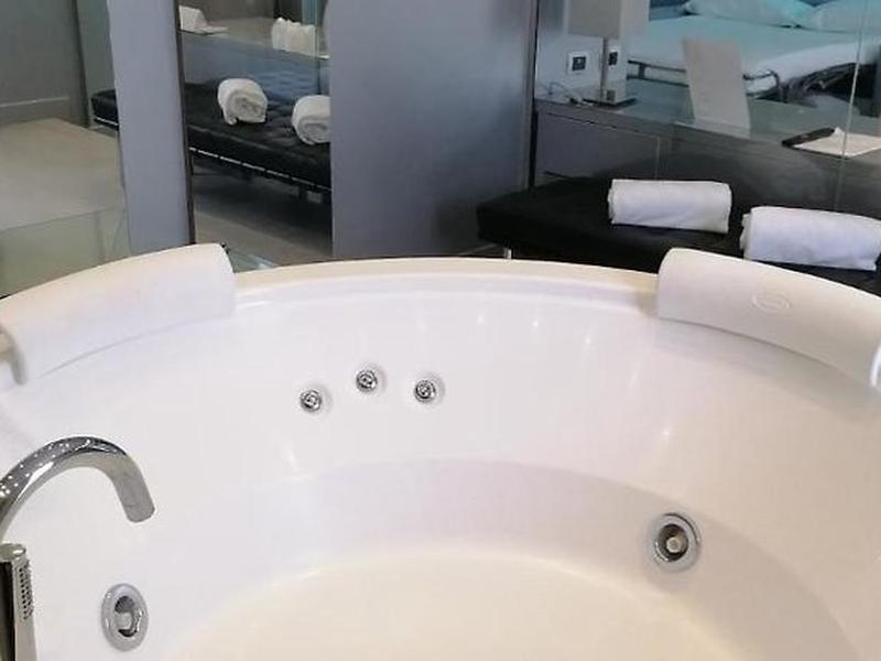 F25613E94D63A02FC00B4B6D55CC4739