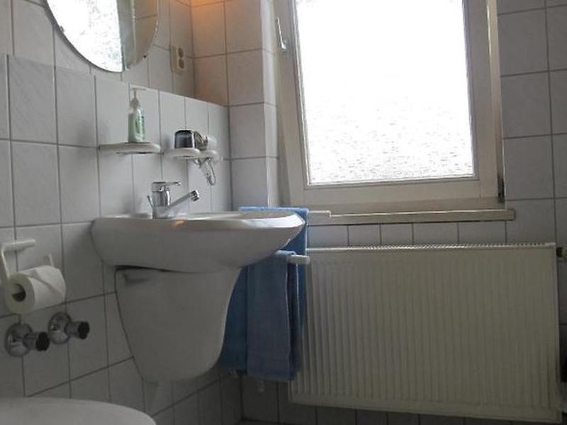 6DBB6CB57015B65F11F6E0F1A78C8FE1