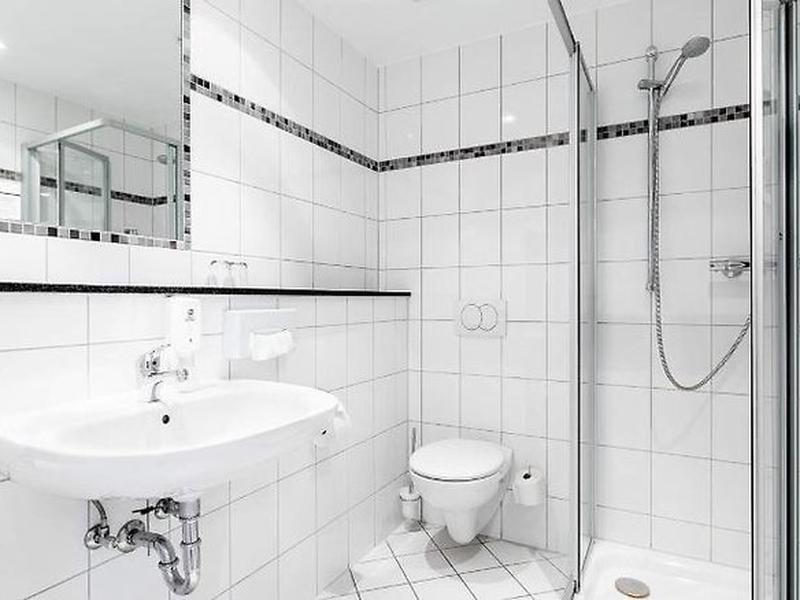 D4C443194047A4B1F0679DCD7A3FBF6F