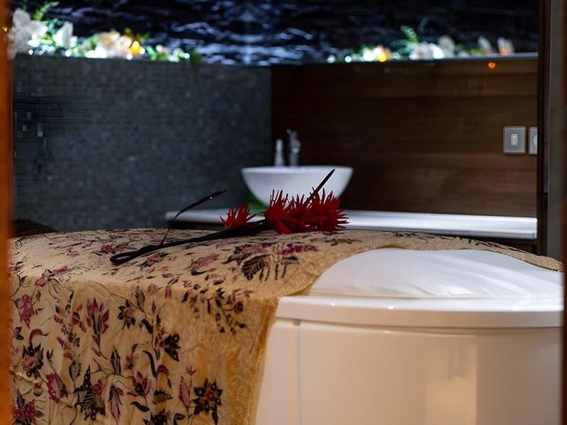 74D98278C89D1665AA02670BAB8011AE