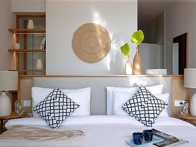 DBD6F5F5B2DDB2F81AEB8E6A698BE744