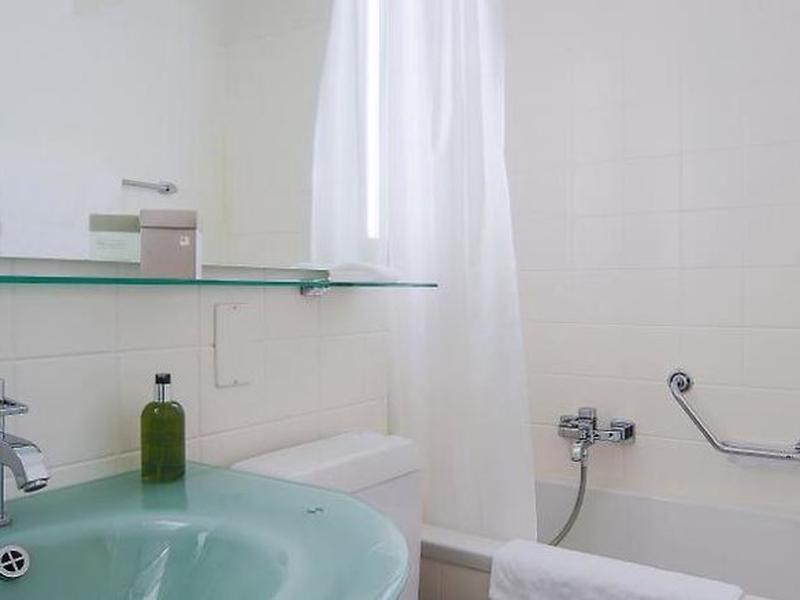 80A245C501CA0AC2CDF0EDFB19C1BAFE