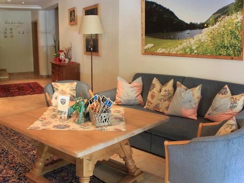 21255A0A221055E7D7067298532A5CDB