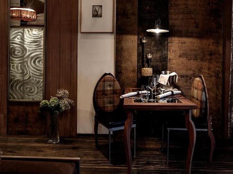 8E5B844B181F6DF81292D27FE6CDFCD0