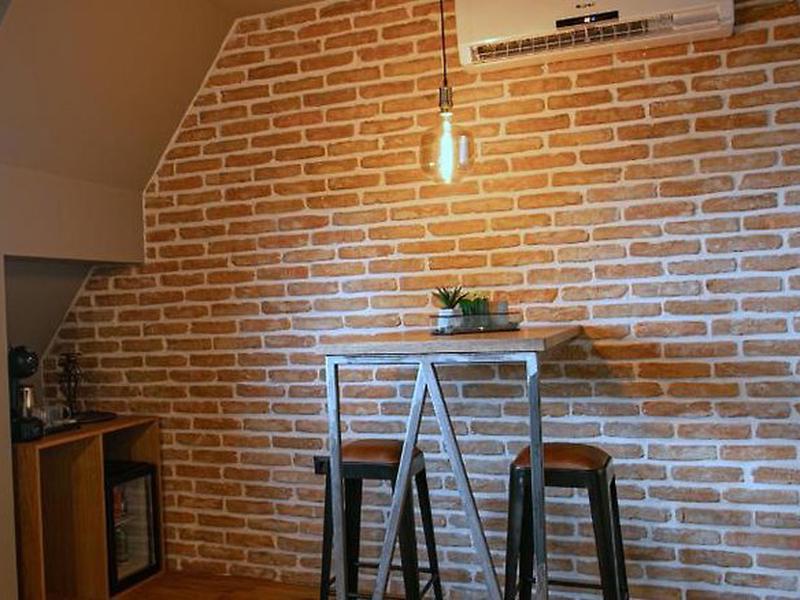 701484F172542618EF4481131F72B100