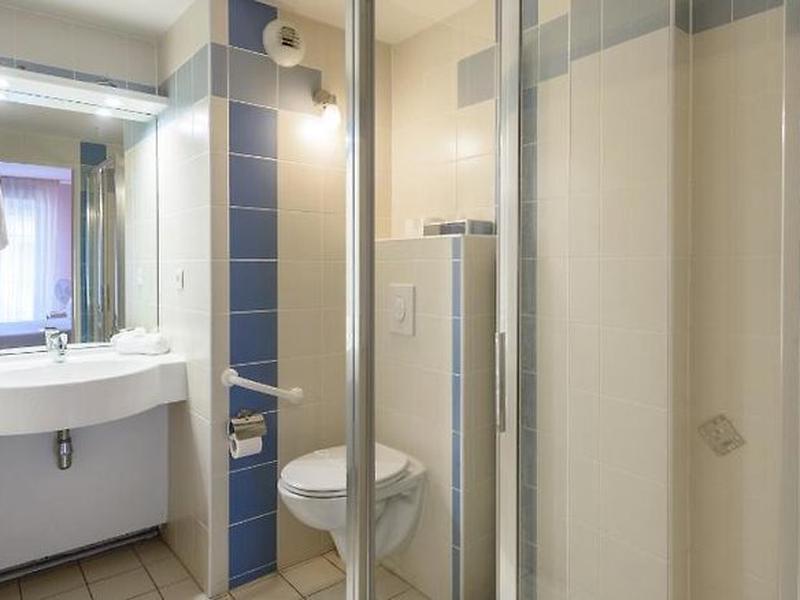 86546589B624C7F86BB1CDB27E9AF6FE