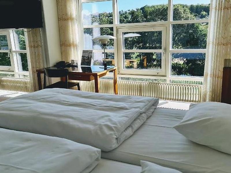 CEE91271EF447DC3B18886E09E13543B