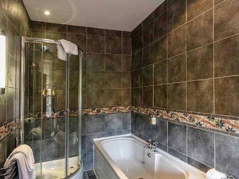 58731D14EA75B97DC73D346EAF9C3CAB