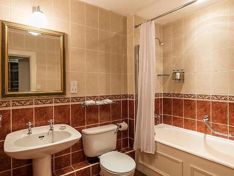 60D42732F95AC97927ECE763E4B0E86F