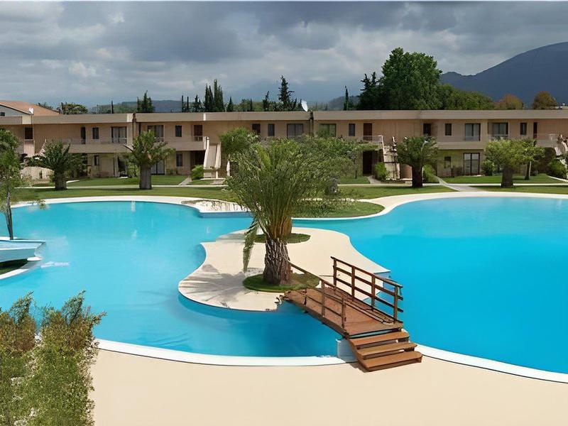 421755FFA2FE8DC88B8AC9CBC17A542A