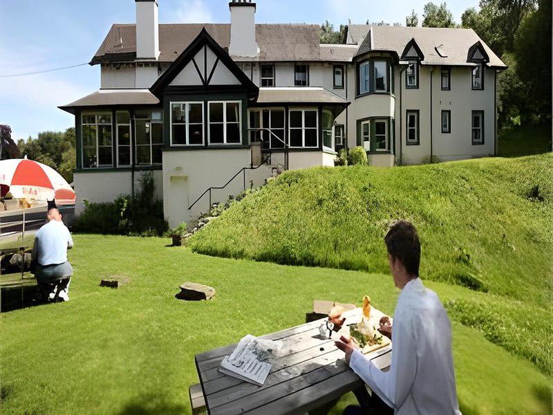 09CC17E31BB9D0ECABFA25209AA9A97C