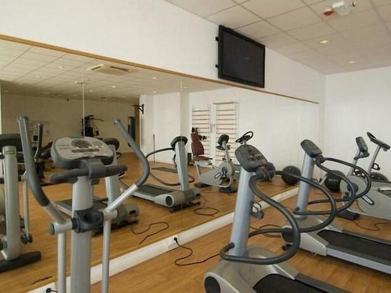 8C957D951F033EBF27A12F6067001F9E